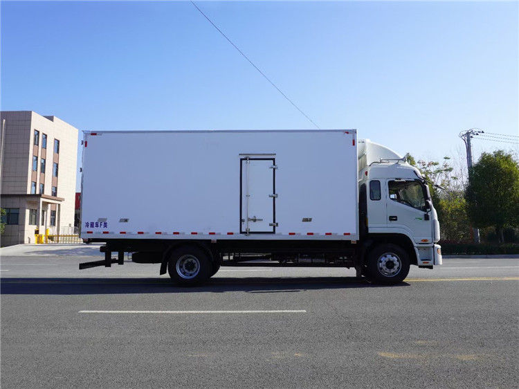 國(guó)六 江淮帥鈴Q9（6.8米冷藏車(chē)）